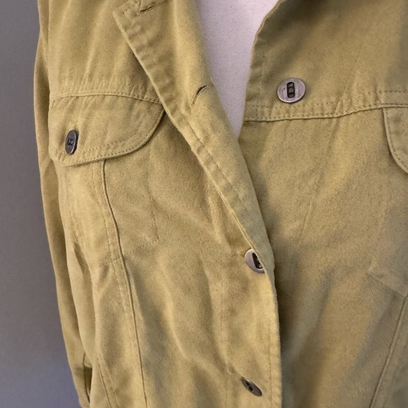 CHICO’S Faux Suede Shacket. Wears as shirt or light jacket   Chicos size 2 (M) - Picture 3 of 10
